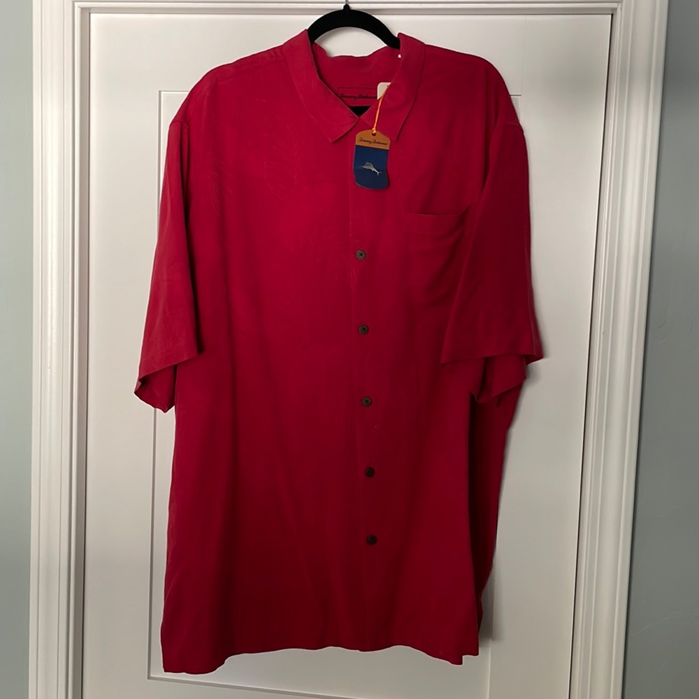 BRAND NEW Tommy Bahama men’s silk shirt